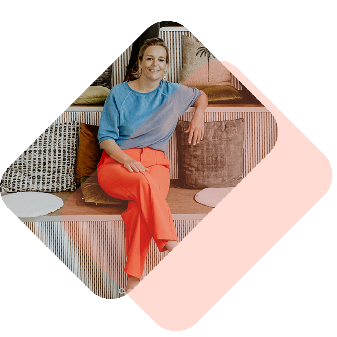 hanne-oranje-vierkant-photo